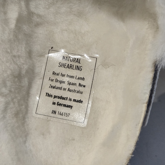 Birkenstock White Arizona Shearling Buckle Sandals 7 - Picture 11 of 12